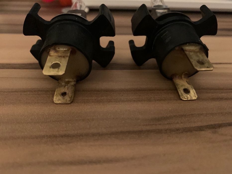 Части за Авенсис Т25 всичко за 60 лв.