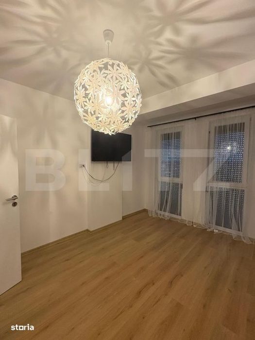 Apartament 2 camere, decomandat, loc de parcare subteran, zona Calea A