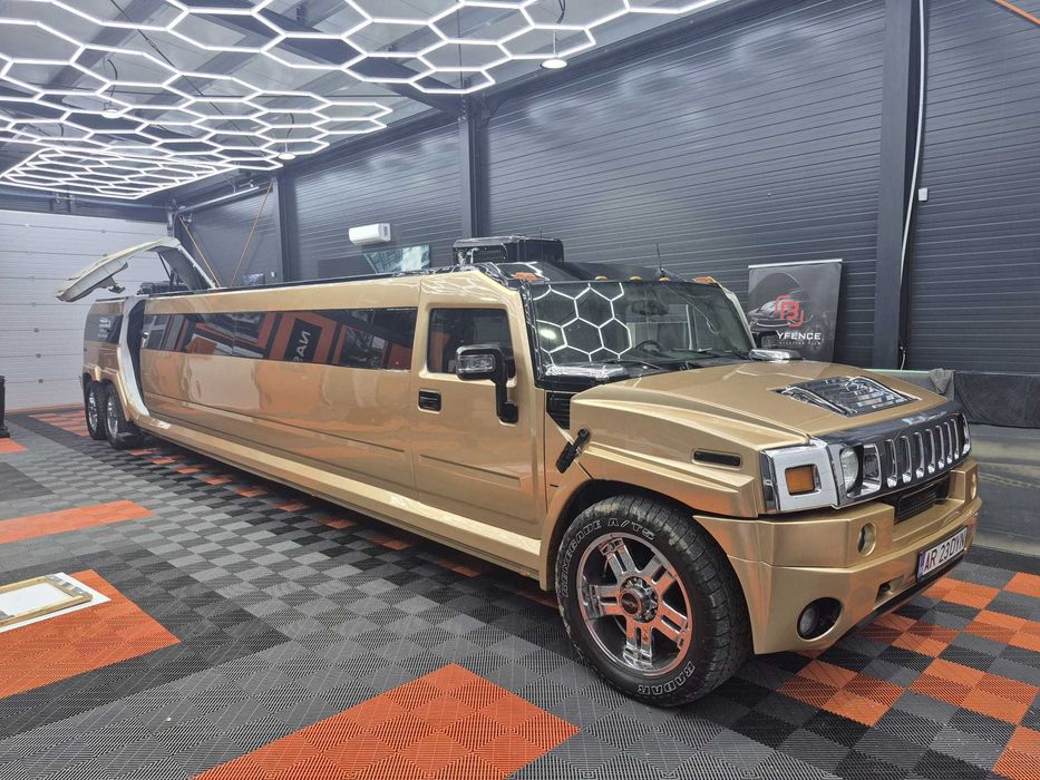 Inchiriez Limuzina Hummer H2 Limuzina Hummer H2 de inchiriat