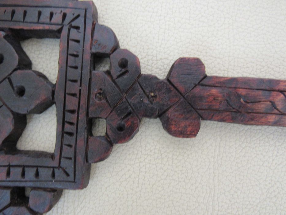 Дървен християнски кръст от Етиопия