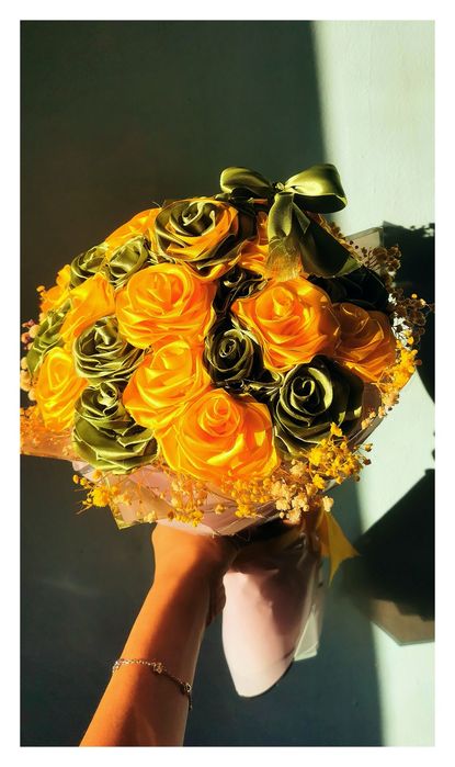 Buchet trandafiri din satin – Cadou hadmade
