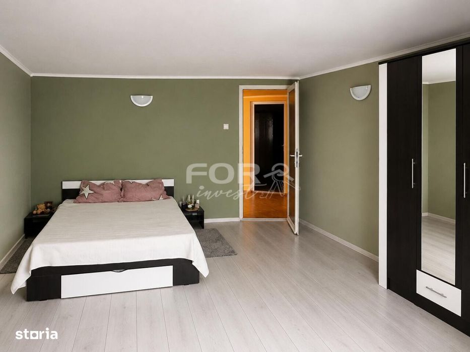 Vilă cu 5 camere, 880mp teren, de vânzare în Oncea Oradea