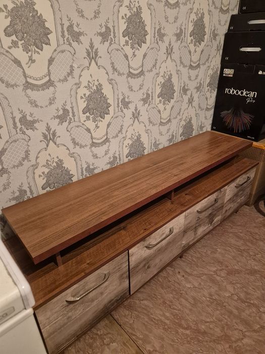 подставка на телевизор