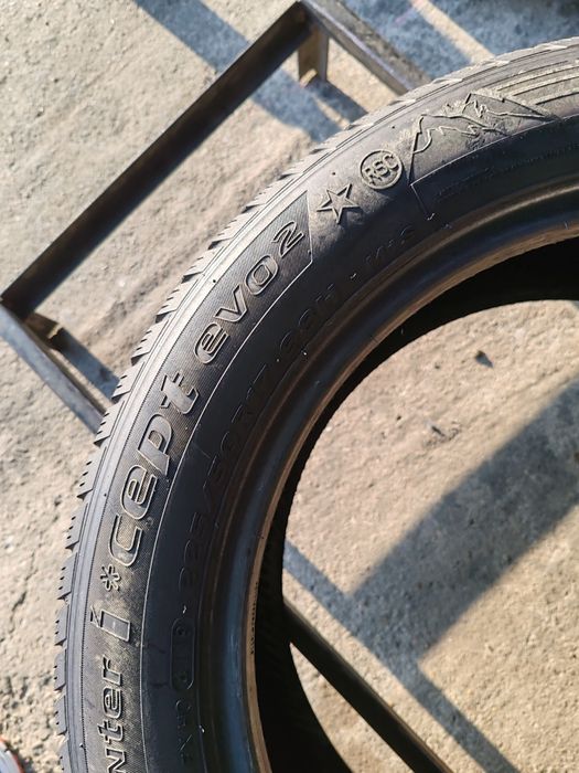 1 anvelopa 225 50 17