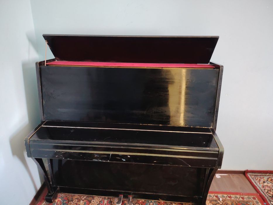 Пианино продаётся в хорошим состоянии