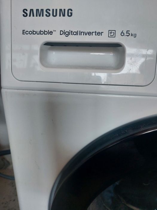 Продам стиральную машину