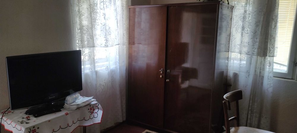Casa de vanzare ,800 mp. teren str. Dreptatii  Rm. Sarat