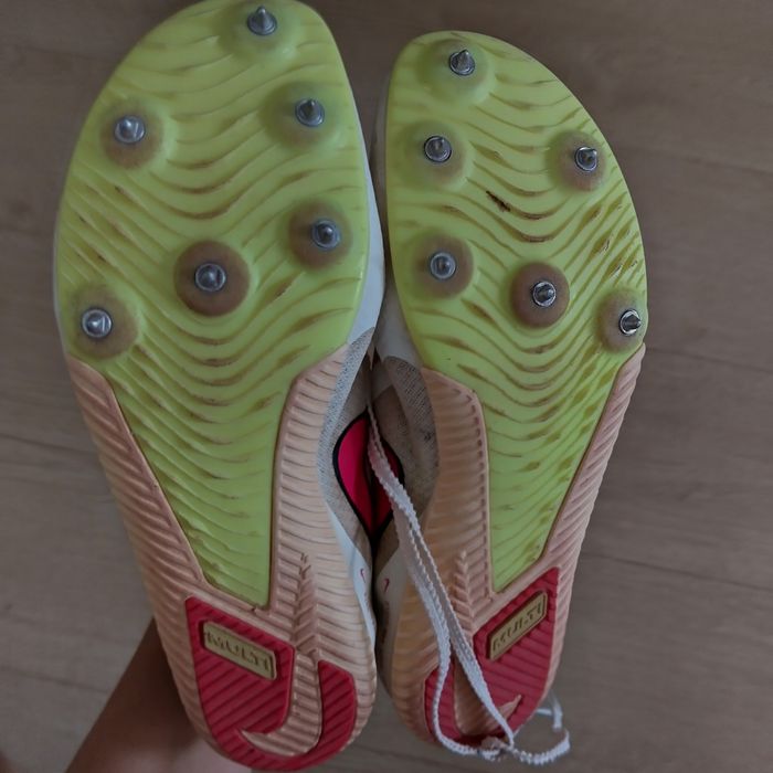 Шпайкове за лека атлетика