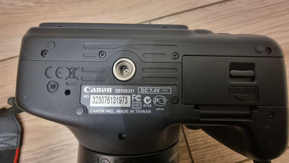 Фотоаппарат цифровой Canon EOS 600D