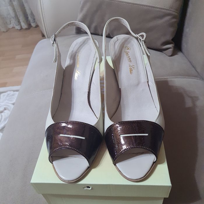 Sandale elegante din piele naturala