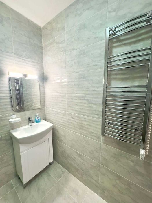 Двустаен обзаведен апартамент - кв. Остромила + ПАРКОМЯСТО