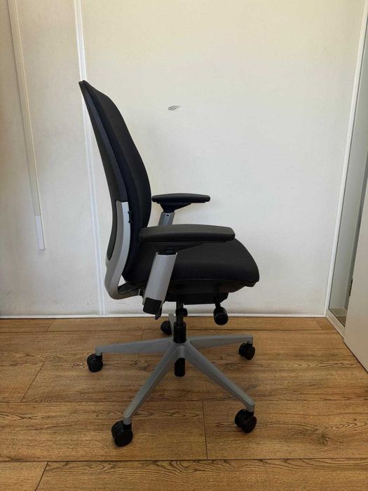 Refurbished Steelcase Amia