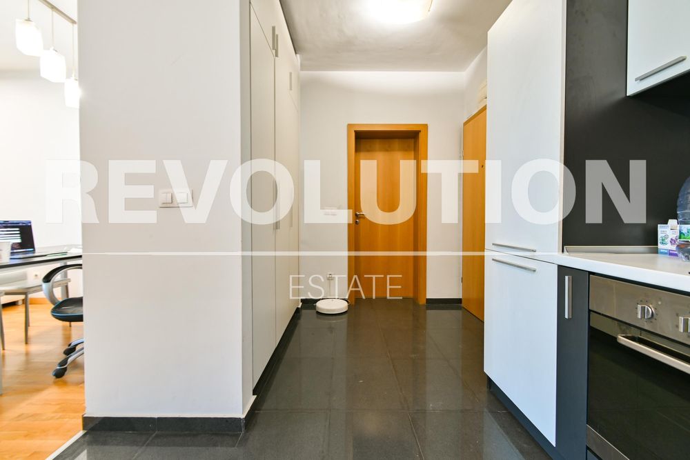 Дава се под наем Двустаен апартамент в София, Борово - 60 кв.м за 750 € - Снимка #4