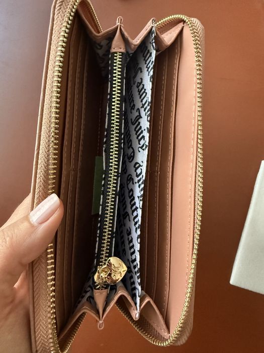 Нови, оригинални портмонета Juicy Couture