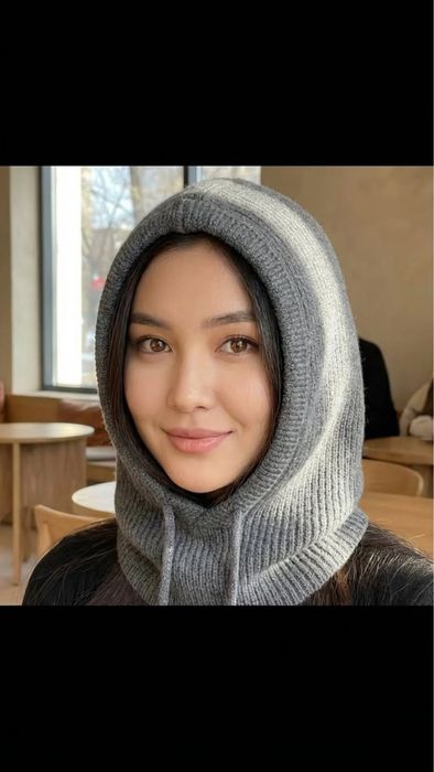 Женский теплый капюшон