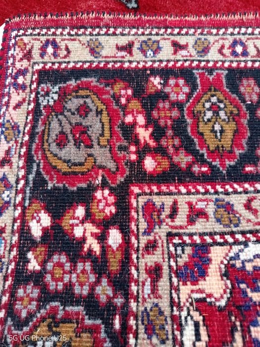 Продавам античен Ирански Хамадански килим