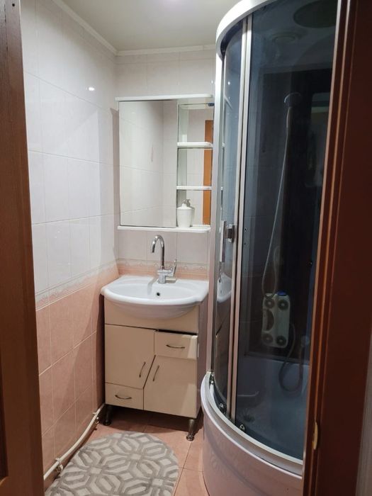 СРОЧНО!Продам 2 комнатную кв.  в 7мкр