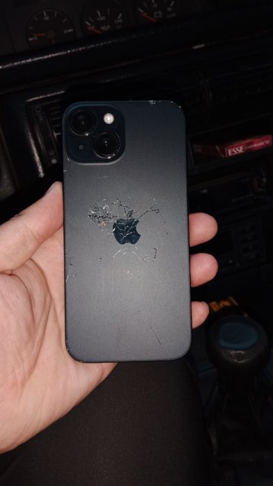 Айфон 15 простой