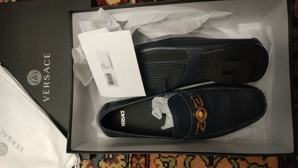 Vand pantofi Versace marimea 45, noi, originali mocasini Medusa pantof