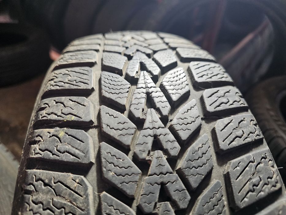 1x 185 60 15 m+s dunlop winter response 2