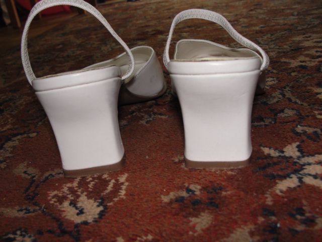 Pantofi/ sandale de piele naturala, toc mediu, marimea 37