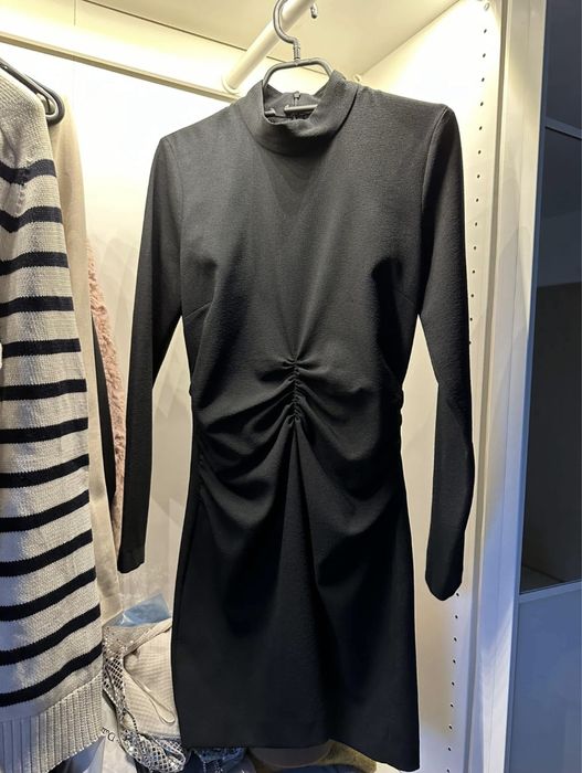 Черна рокля ZARA
