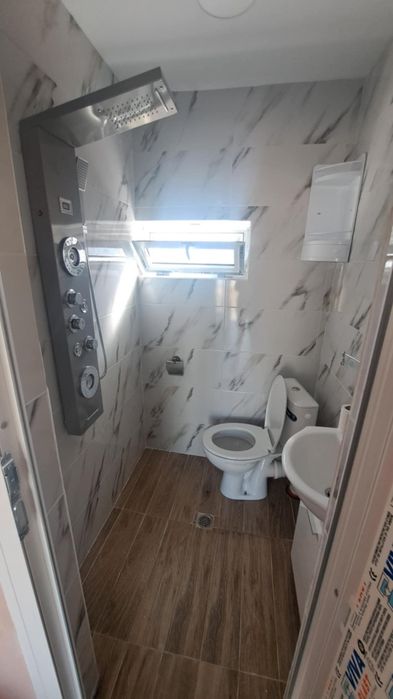 Гърция море Мандра къмпинг натура. На плажа първа линия