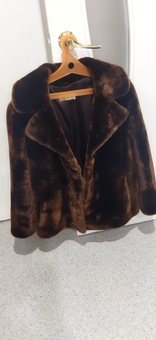 Продам полушубок