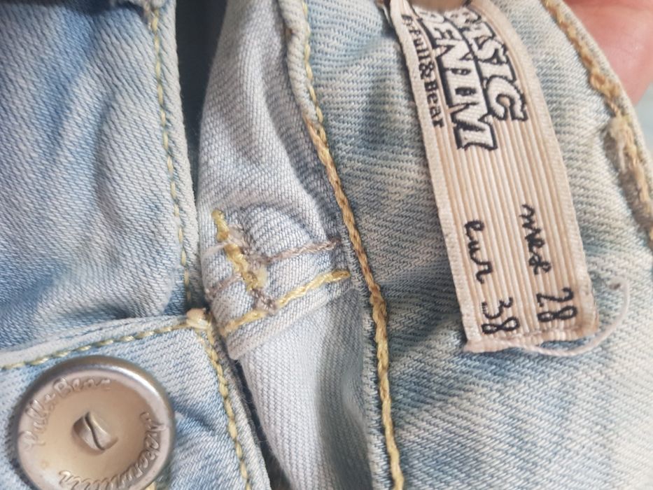 Футболка и джинсы