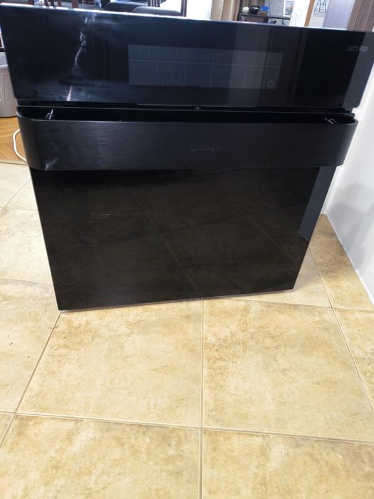 Продавам фурна за вграждане марка Gorenje, модел: BO 87 ORA-B