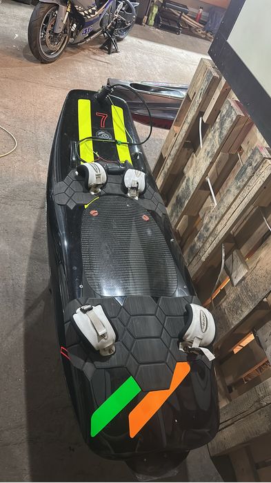 Продам сёрф доску бензиновую