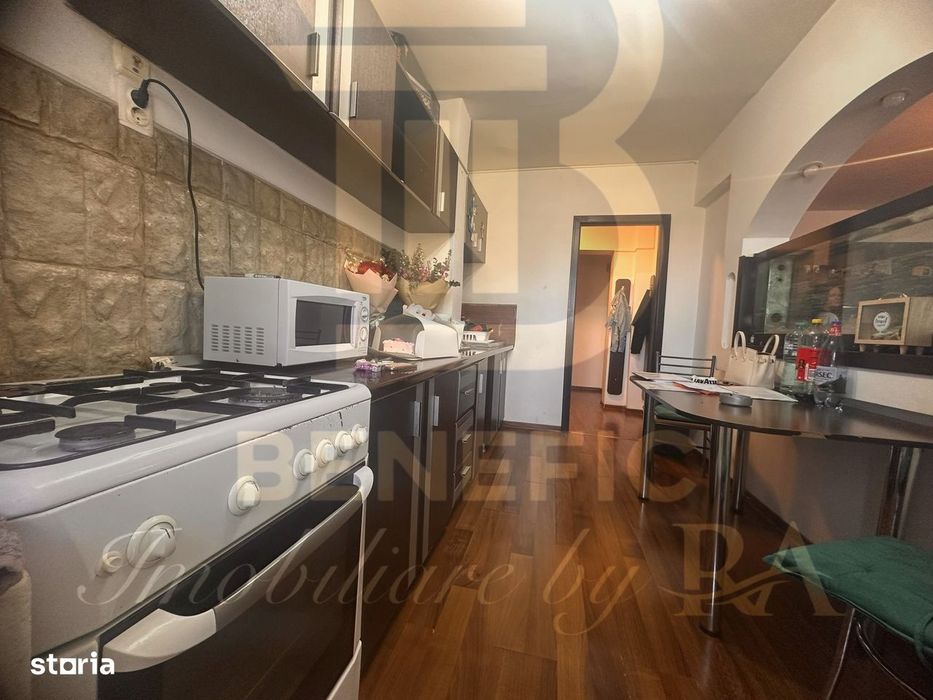 Vanzare apartament decomandat, 2 camere, etaj 2, Republicii, Ploiesti