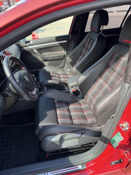 Golf 5 GTI  Unicat