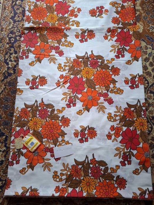 Плат за перде, многоцветна завеса