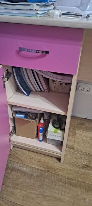 Стол письменный (ученический)