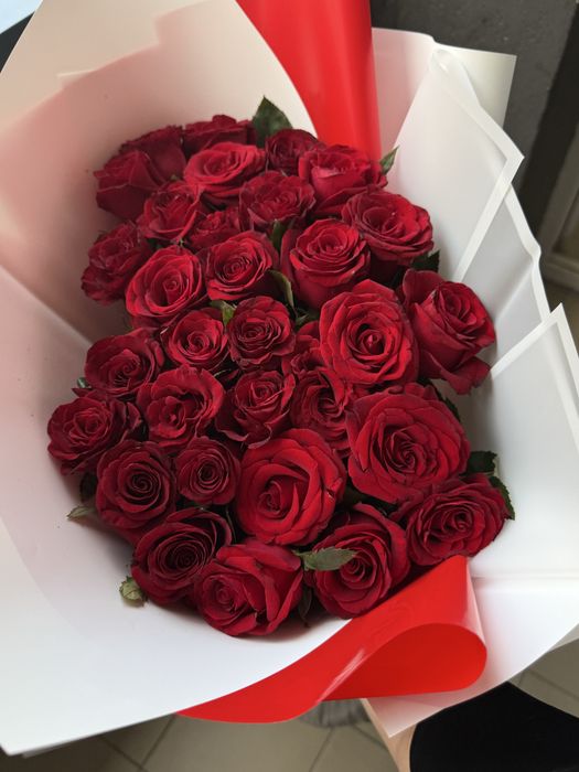Метровые розы 31 шт