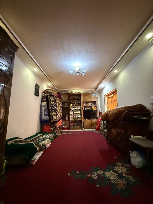 2 sotixli tayyor hovli ko‘plab jihozlari bilan birga sotiladi.