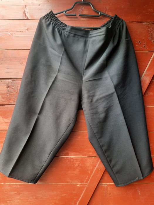 Pantaloni femei, noi