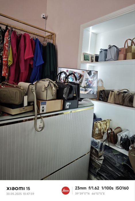 Сдается в аренду помещение 85 кв м. в самом центре города.