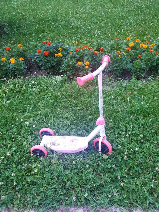Тротинетка за момиче