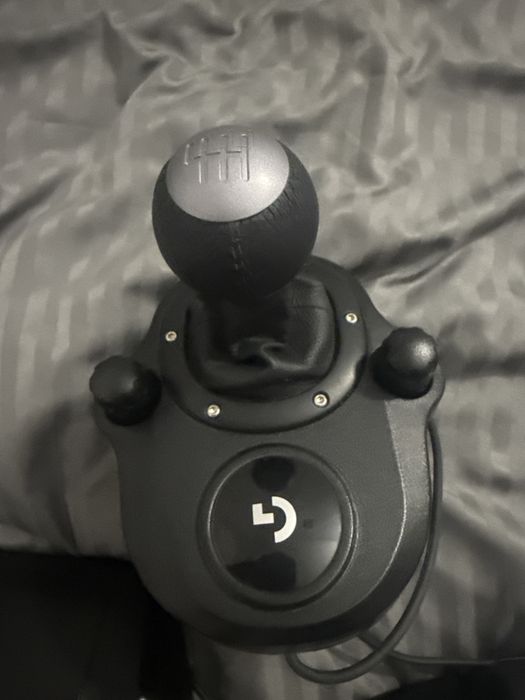 volan logitech g923 + schimbator