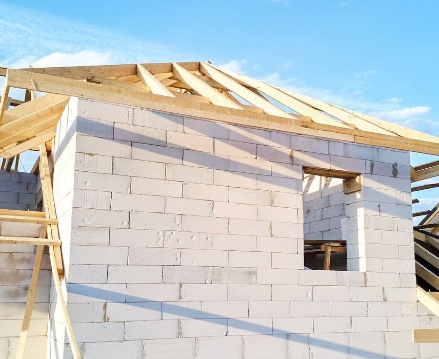 Meseriaș Execut lucrări de renovari si constructii