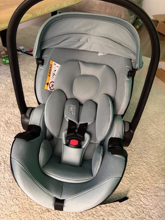 Scaun auto tip scoică pentru copii Britax Römer