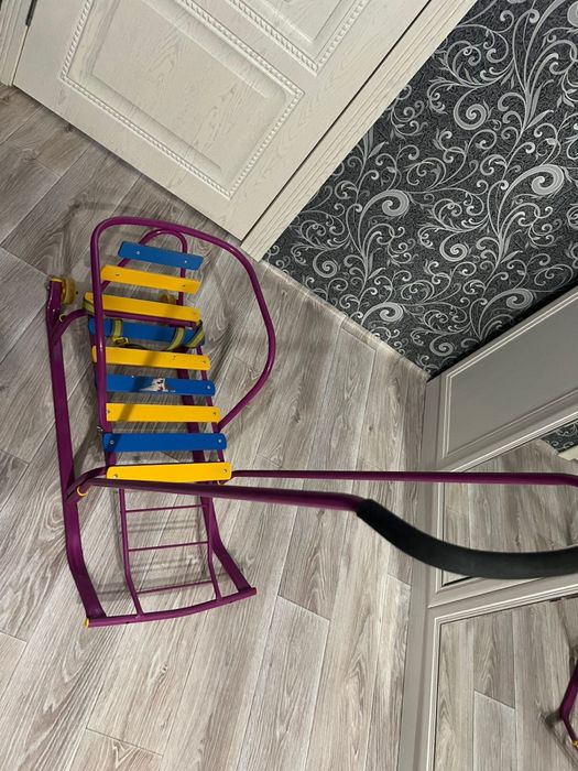 Продаю санки б/у