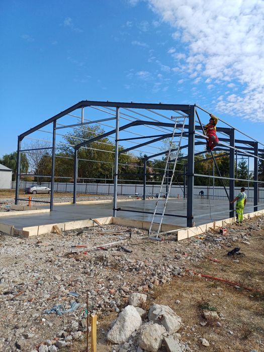 Hale metalice premium oriunde in tara