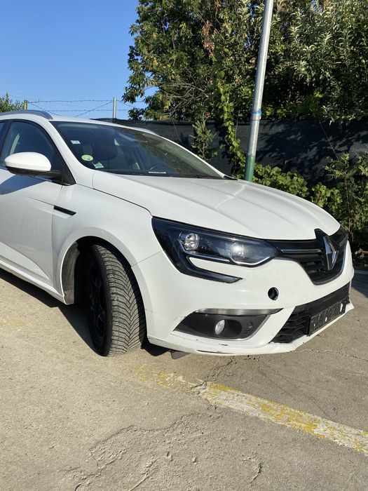 Haion complet cu  lunetă Renault Megane 4 break