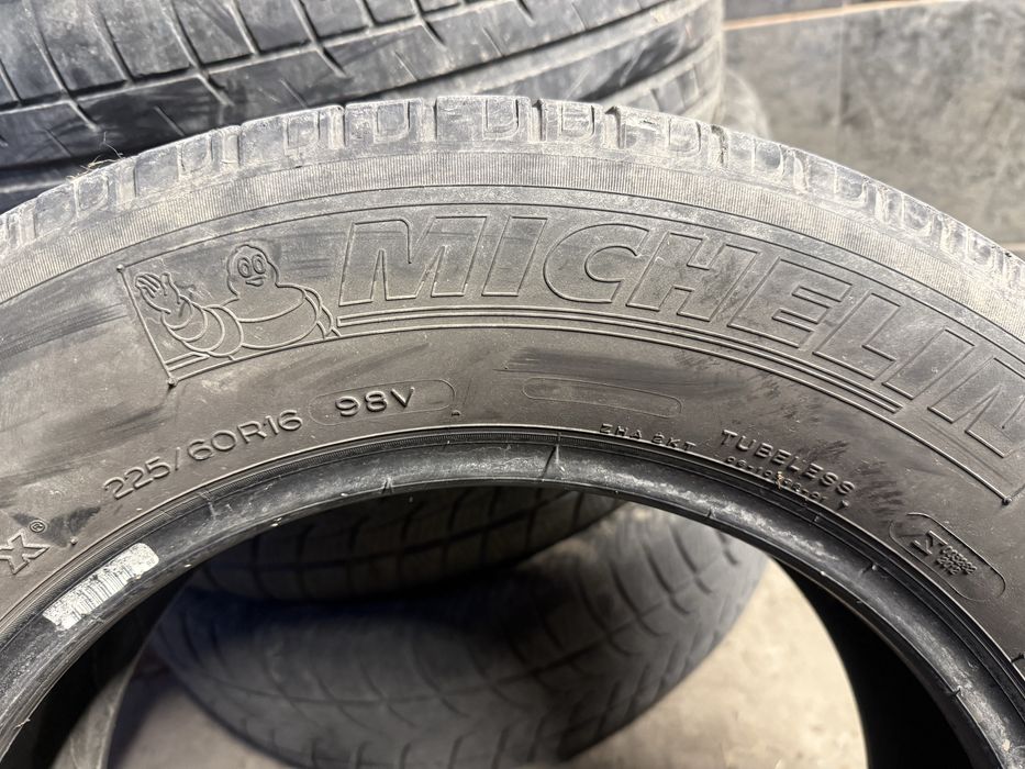 Michelin 225/60/16
