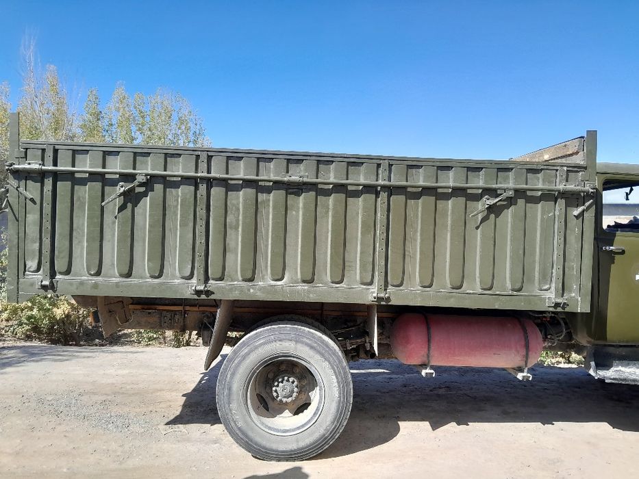 Zil bartavoy sotiladi