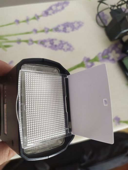 Фотовспышка новая в пленке