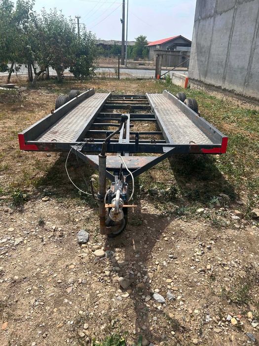 Trailer auto de vanzare